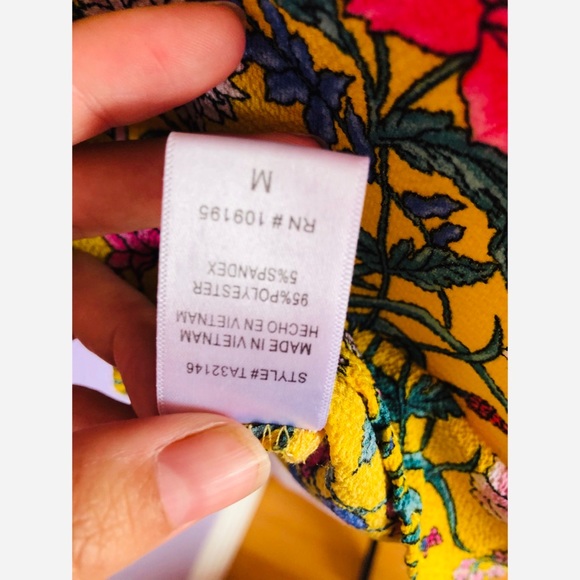 LOVE J yellow floral blouse - Picture 3 of 6